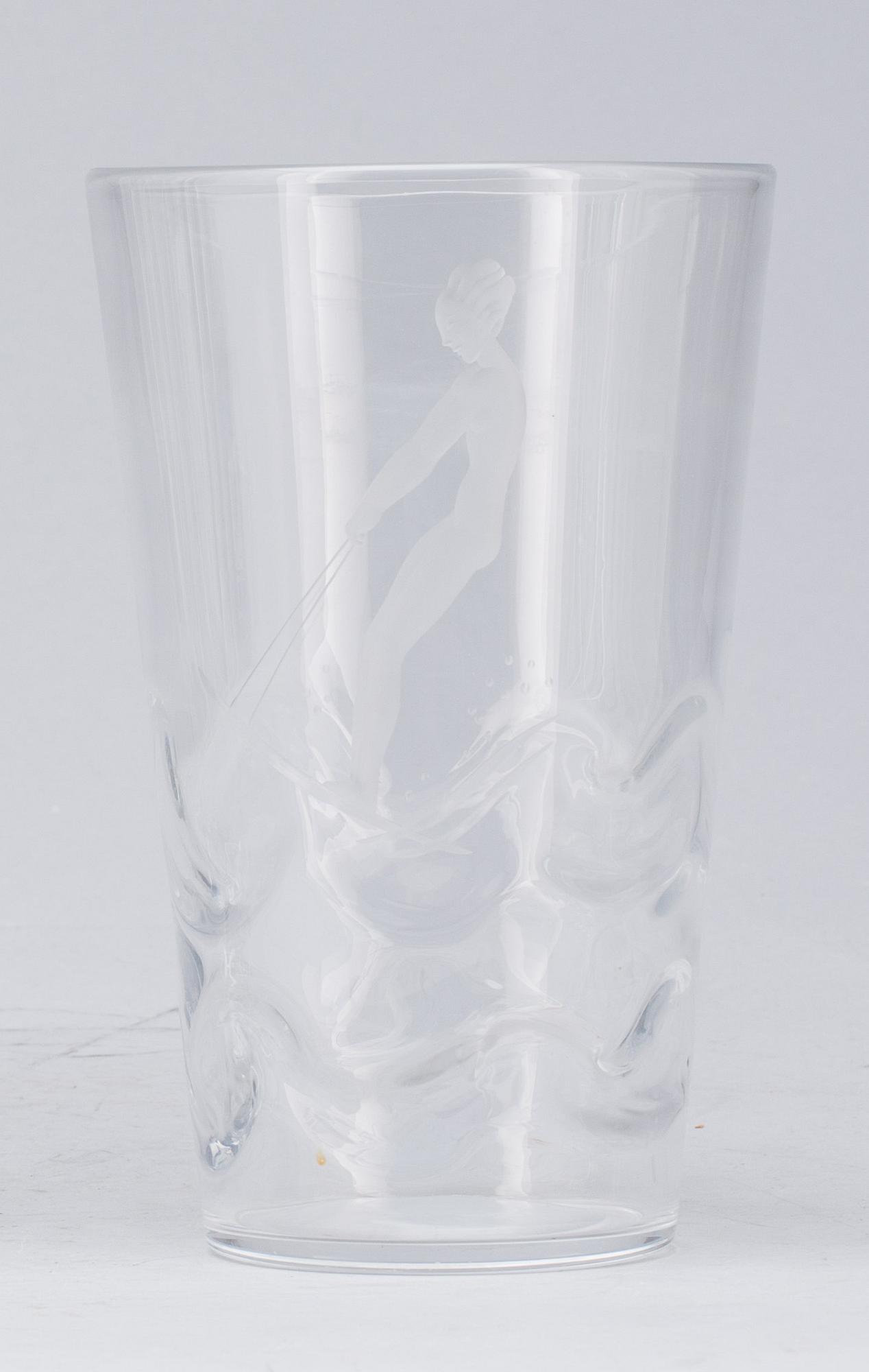 VAS, glas. Orrefors, Vicke Lindstrand trol. 1938.