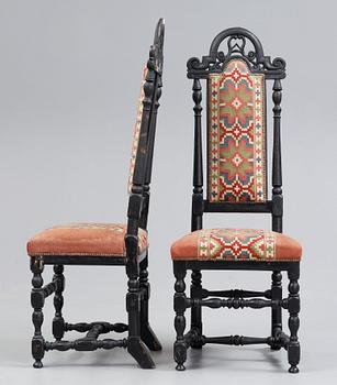 STOLAR, ett par, omkring år 1700. Barock.