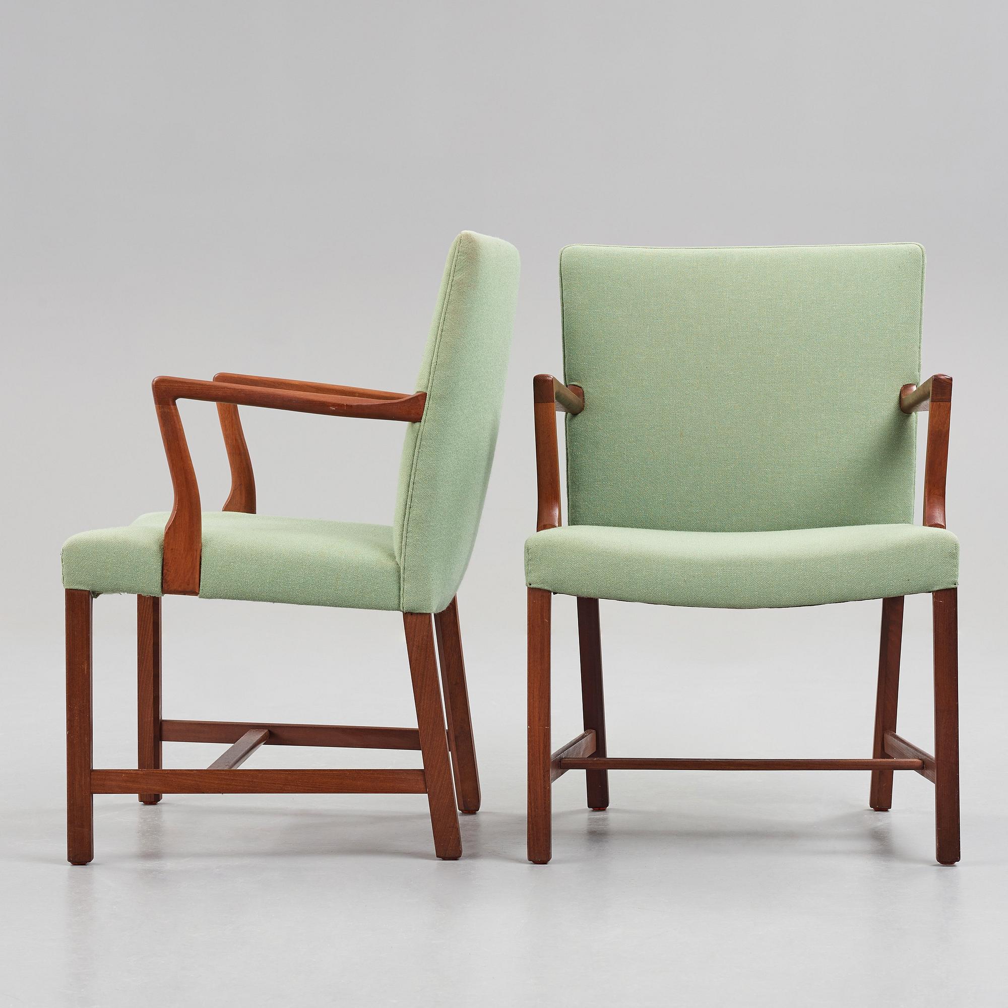 HANS J WEGNER, karmstolar 1 par, modell "A422", Plan Møbler, Danmark 1940-tal.