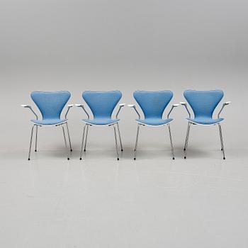 KARMSTOLAR, 4 st, "Sjuan", Arne Jacobsen för Fritz Hansen.