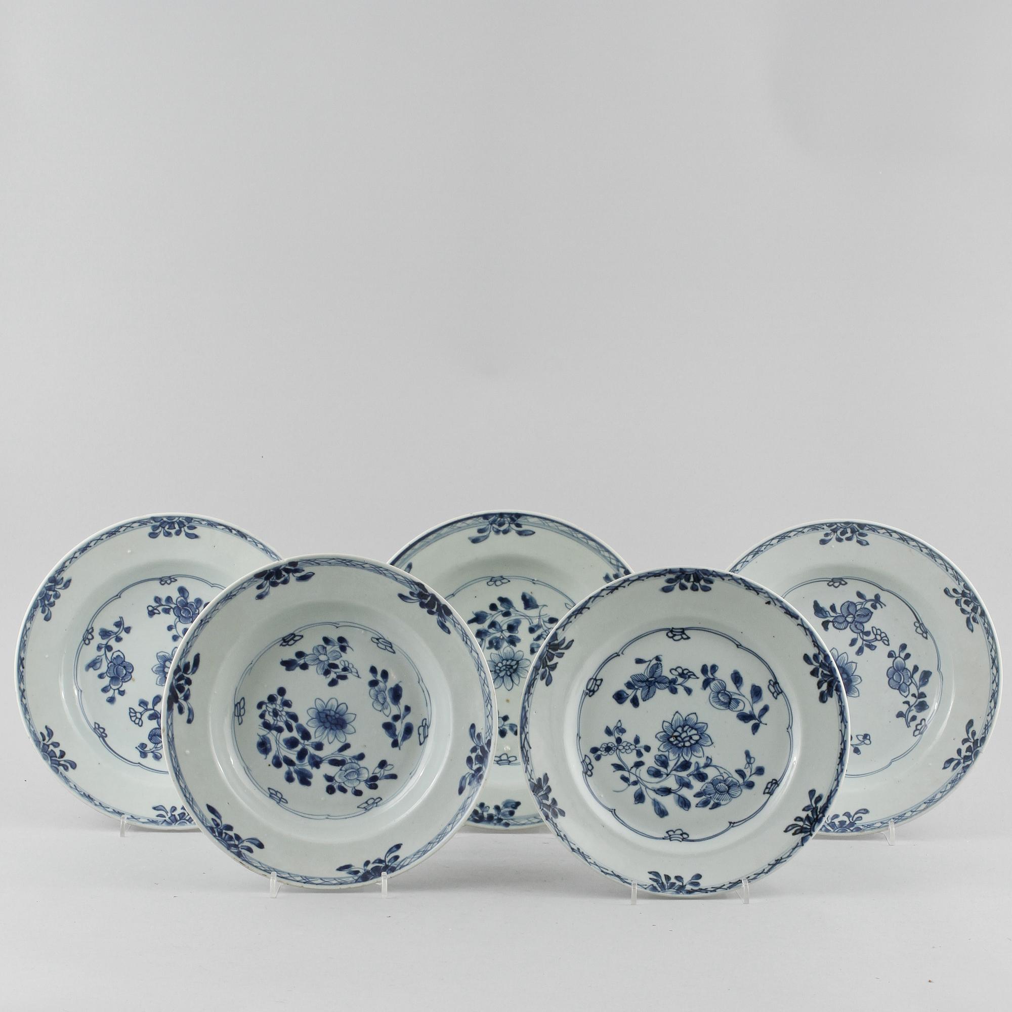 TALLRIKAR, 5 st, porslin, Kina, 1700/1800-tal.