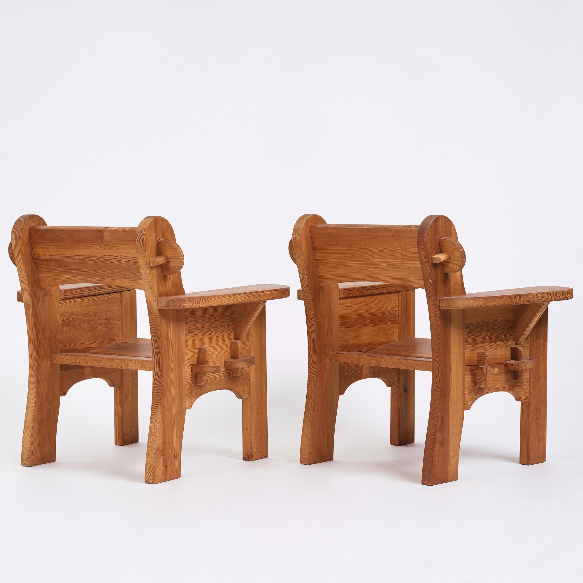 David Rosén, a pair of Swedish Modern 'Berga' pine armchairs, Nordiska Kompaniet, Sweden 1940s.
