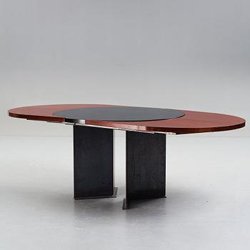 A dining table by Per Öberg Architects, late 20th century dinner table.