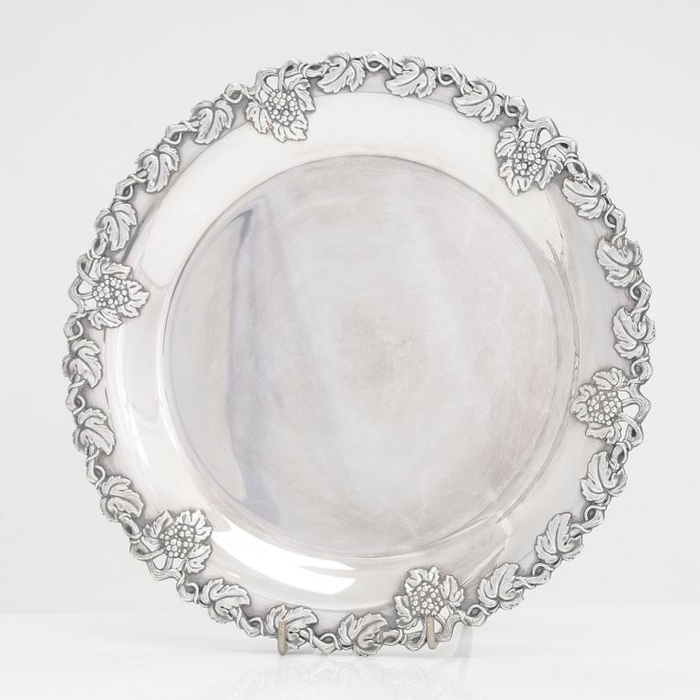 A silver platter, Kultakeskus, Hämeenlinna 1972.