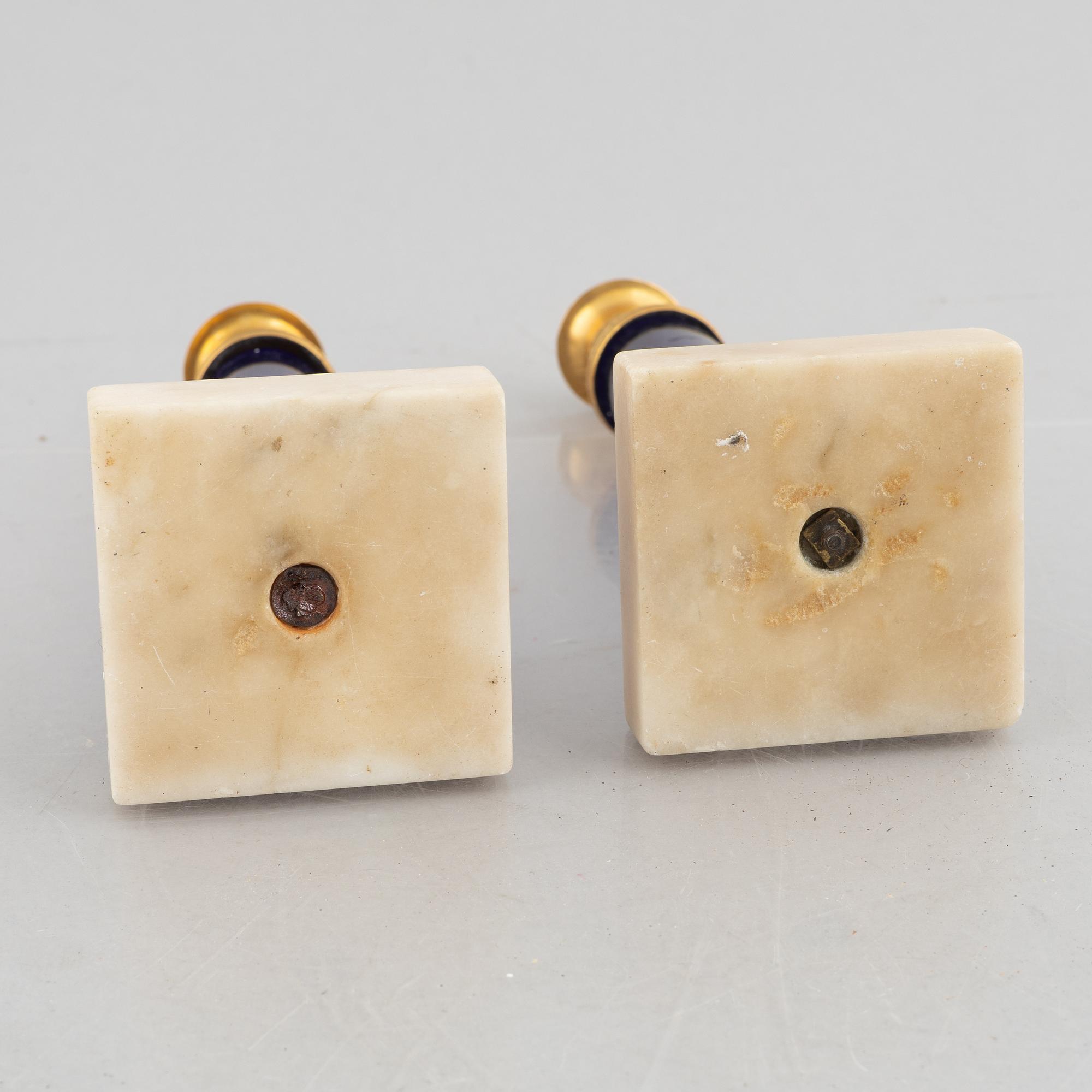 Ljusstakar, ett par, sengustaviansk stil med äldre delar.