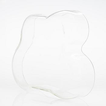 Alvar Aalto, malja malli 3035, signeerattu Alvar Aalto Iittala. 1950-luku.