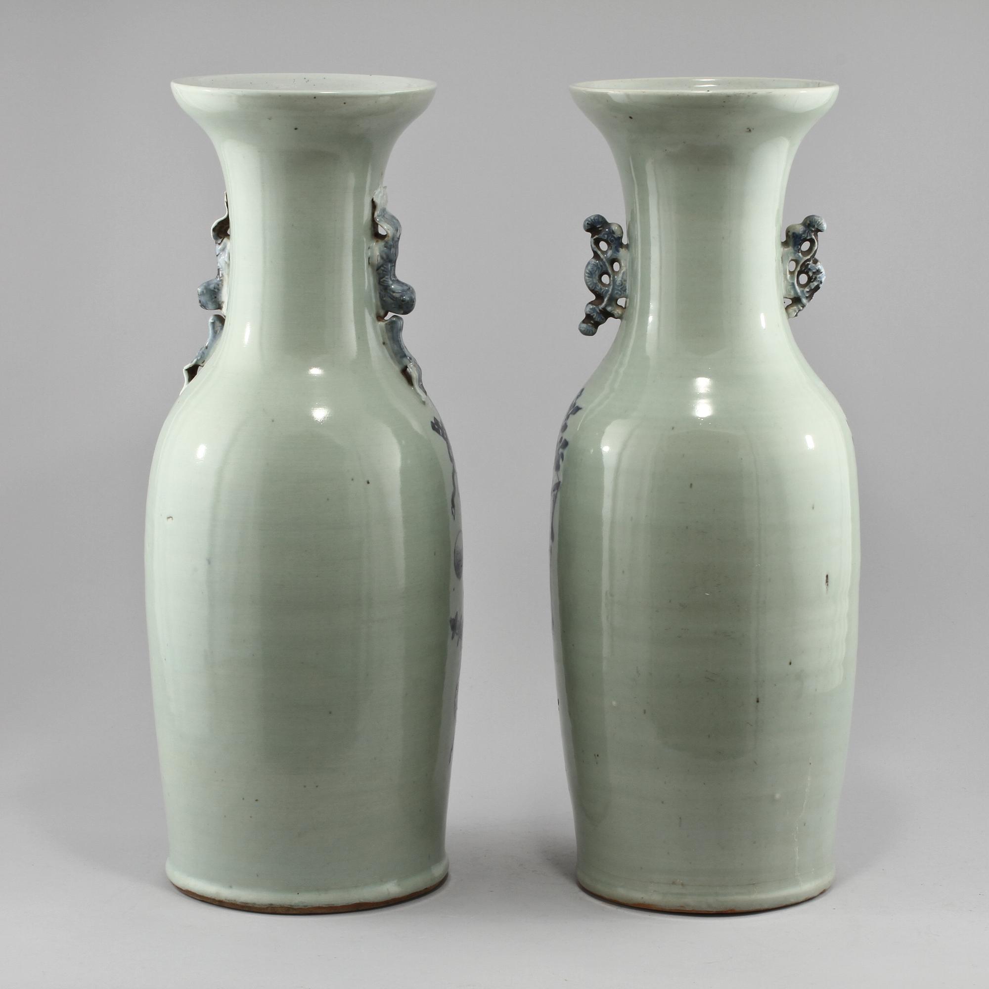 GOLVVASER, 2 st, porslin, Kina, 1800-tal.