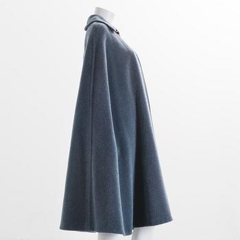 CAPE, Yves Saint Laurent, storlek 40.