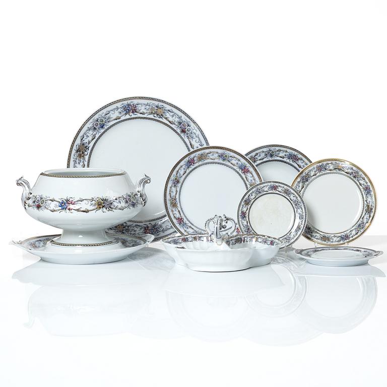 Dinner service, 100 pieces, creamware, "Iris", Rörstrand, second half of the 20th Century.