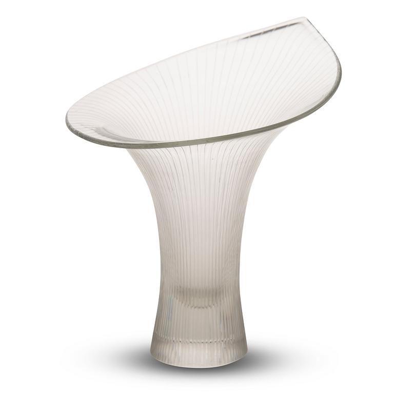 Tapio Wirkkala, A KANTARELLI GLASS VASE, signed Tapio Wirkkala Iittala -54.