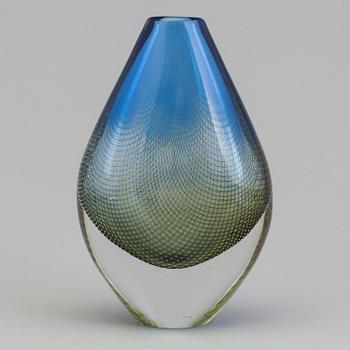 SVEN PALMQVIST, a 'Kraka' glass vase from Orrefors.