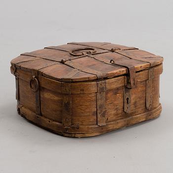 A PROVINCIAL 19TH CENTURY WOODEN BOX WITH IRON FITTINGS.