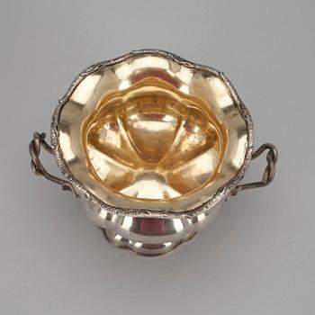 SOCKERSKÅL, silver 13L. Gustav Adolf Strömbäck, Helsingfors 1863. Vikt 322 g.