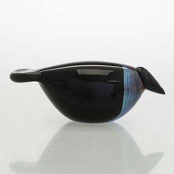 Oiva Toikka, a glass bird, 'Crow', signed Oiva Toikka Nuutajärvi Notsjö.
