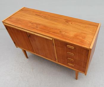 SIDEBOARD, 1900-talets andra hälft.