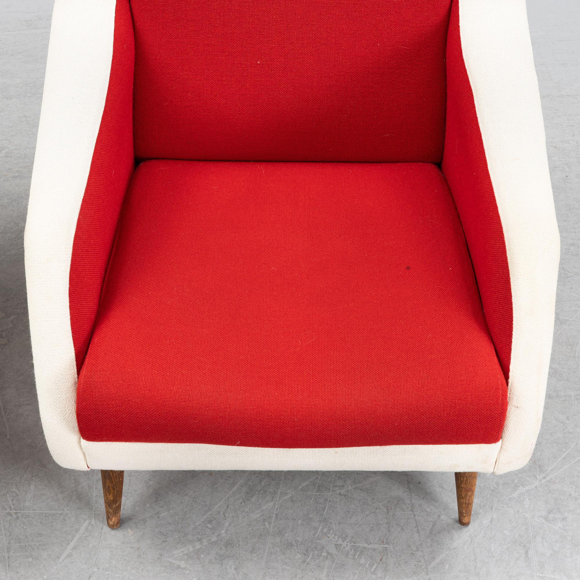 A pair of lounge chairs attributed to Gio Ponti, possibly for Cassina.