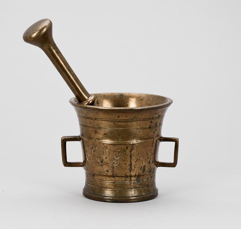 MORTEL, mässing, 17/1800-tal.