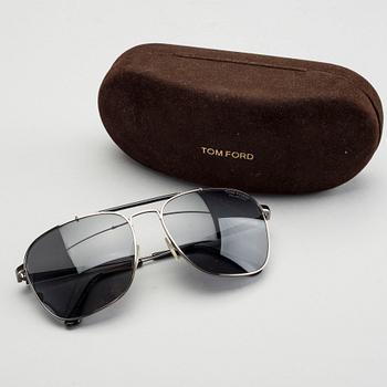 TOM FORD SUNGLASSES.