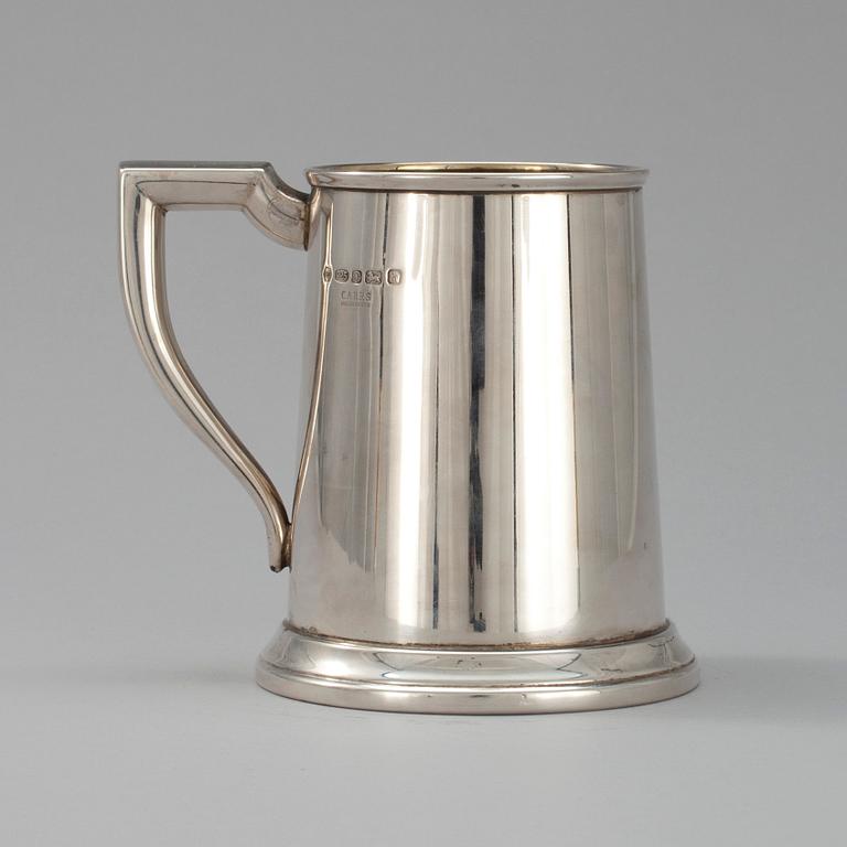 STOP, Sterling silver, 14K guld. London 2007. 1/1 pint. Vikt 346 g.