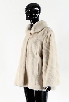 JACKA, mink.