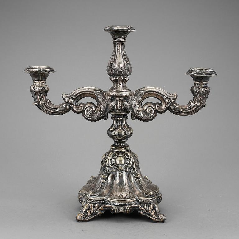 KANDELABER, nysilver. Nyrokoko, 1800-talets andra hälft.