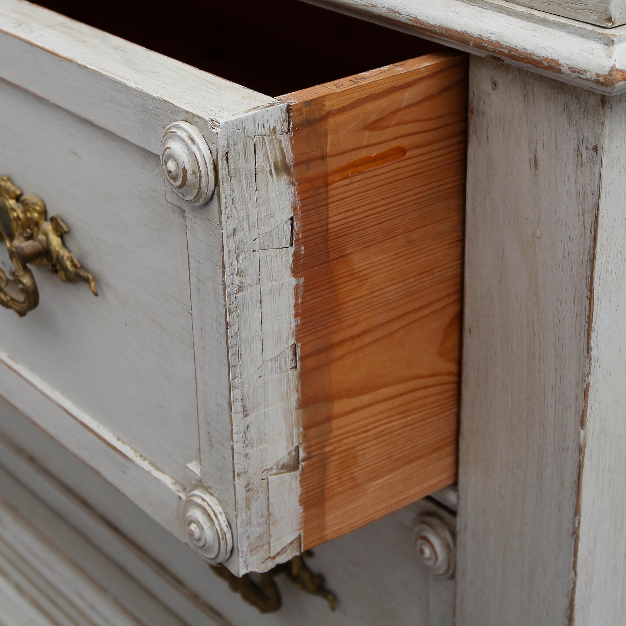 KLÄDSKÅP, 1800-talets andra hälft.