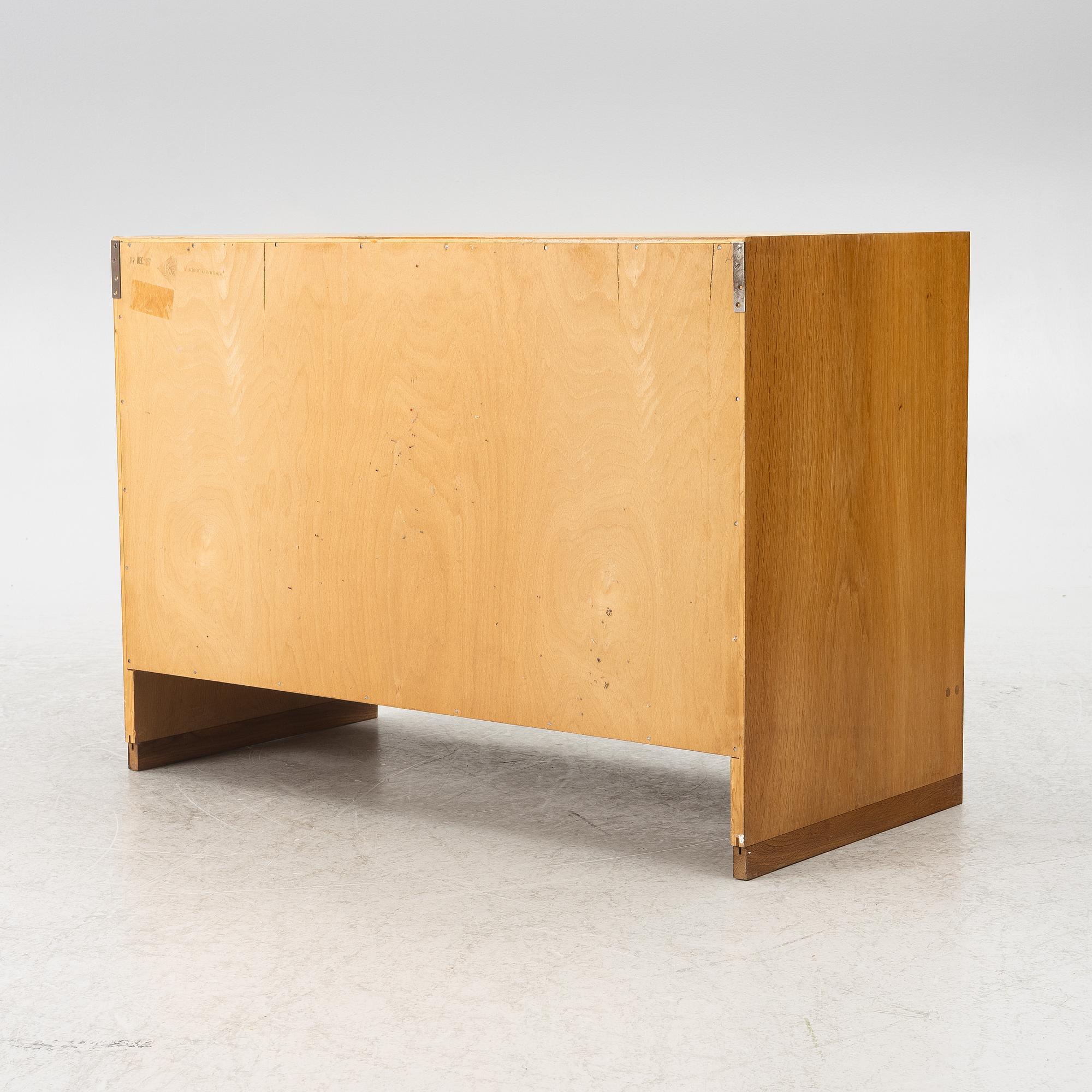 Hans J. Wegner, chest of drawers, Ry Möbler.