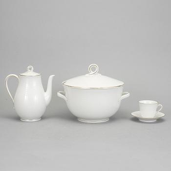 SERVISDELAR, 89 st, "Swedish grace", Louise Adelborg, Rörstrand, 1900-talets andra hälft.