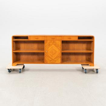 Bokhylla/sideboard 1940-tal.