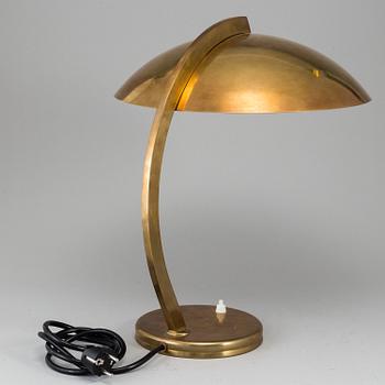 A 1950s Hillebrand table lamp.