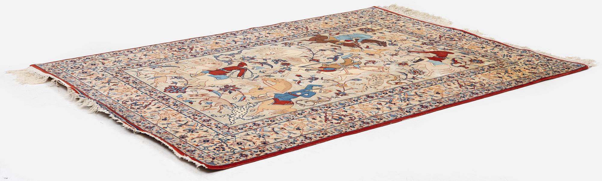 A semi-antique rug, Central Persia, signed (Hosien) Seirafian, c. 166 x 117 cm.