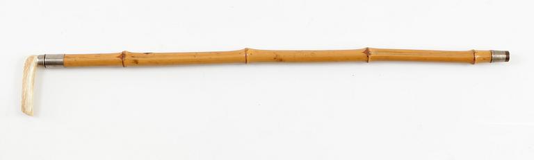 KÄPP/MANKHÖJDSMÄTARE, bambu/horn, omkring år 1900.
