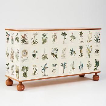 Josef Frank, a mahogany chest of drawers 'Flora Linné', Svenskt Tenn, Sweden 2007, made in a limited edition of model nr 1050.