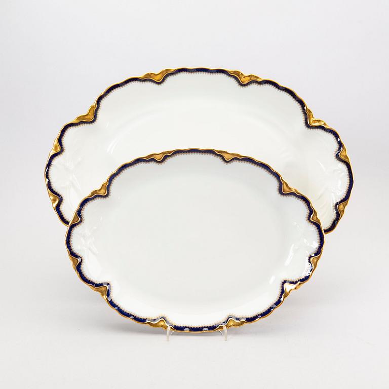 A 122 pcs of Limoges porcelain dinner service.