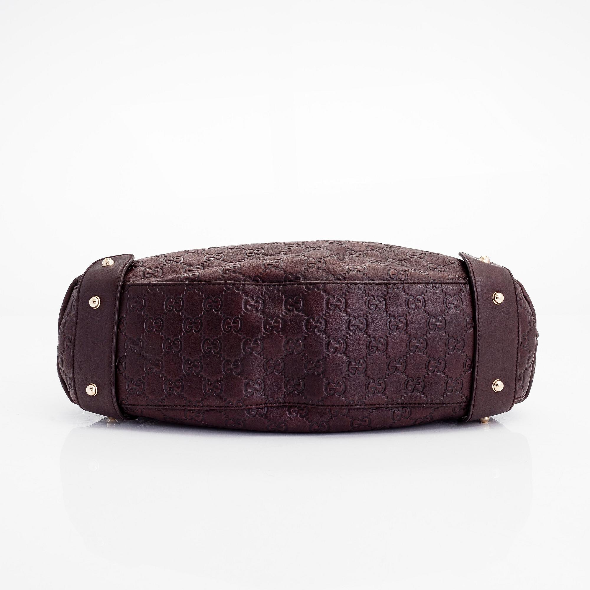 Gucci, 'Pelham Hobo' bag.