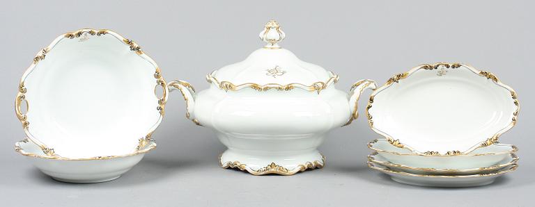 MATSERVIS, 69 delar, porslin, "Pompadour", Rosenthal.