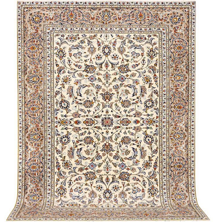 Matta, Keshan, ca 287 x 196 cm.