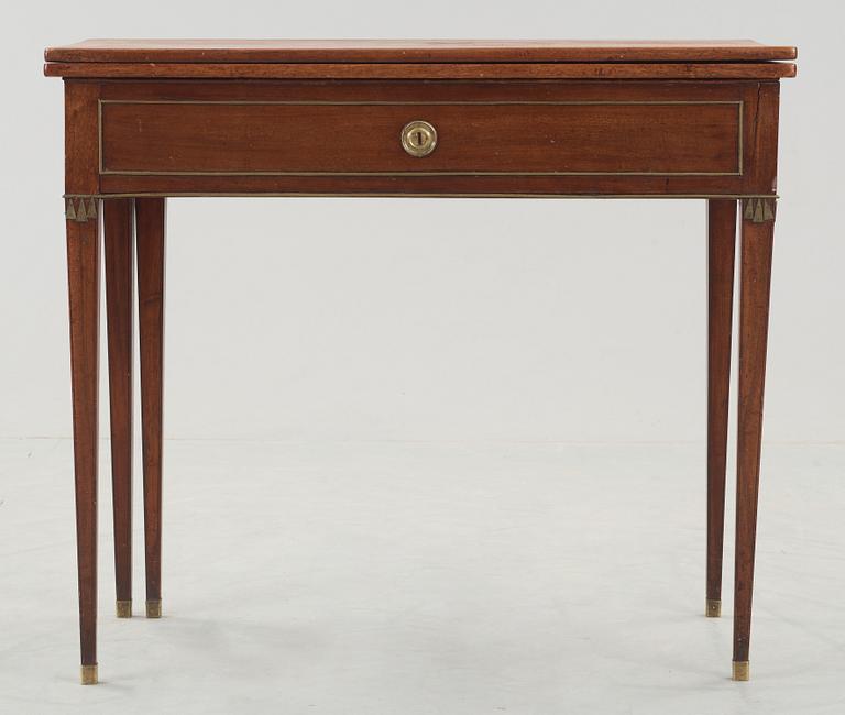 SPELBORD, sengustaviansk, 1800-talets början.