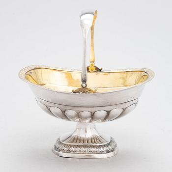 Heinrich Nowack, leipäkori, hopeaa, osittain kullattua, Tartto 1829-1845.