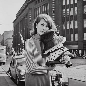 Ismo Hölttö, "Tre smeders plats, Helsigfors 1965".