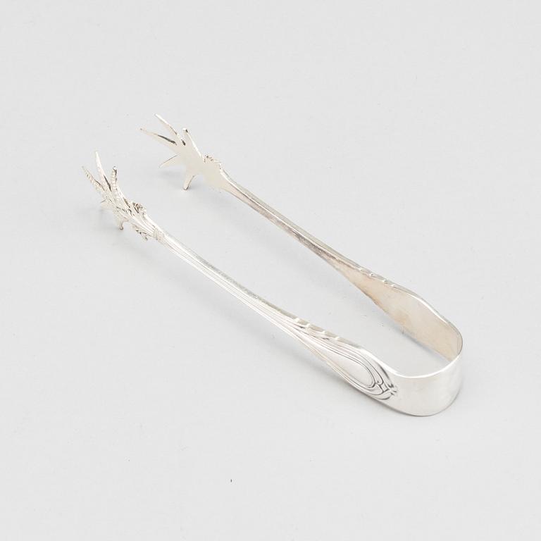 A 20tH CENTURY SILVER SUGAR BOWL,