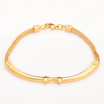 An 18K gold bracelet "Moose head", Kalevala koru 1999.