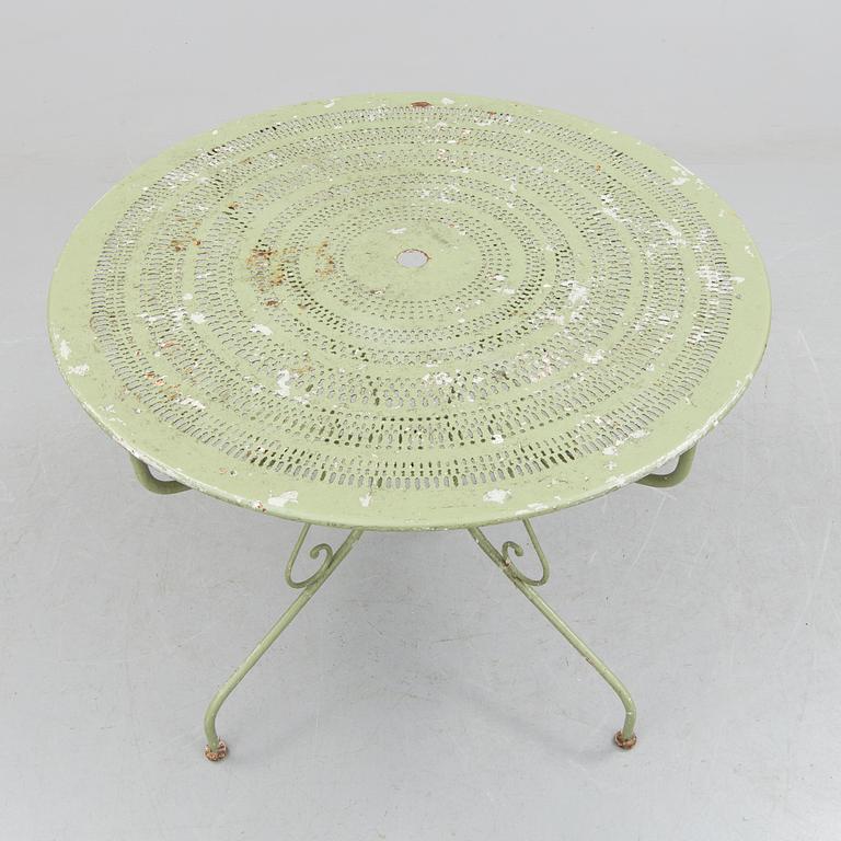 TRÄDGÅRDSMÖBLER, 5 delar, metall, 1900-tal.