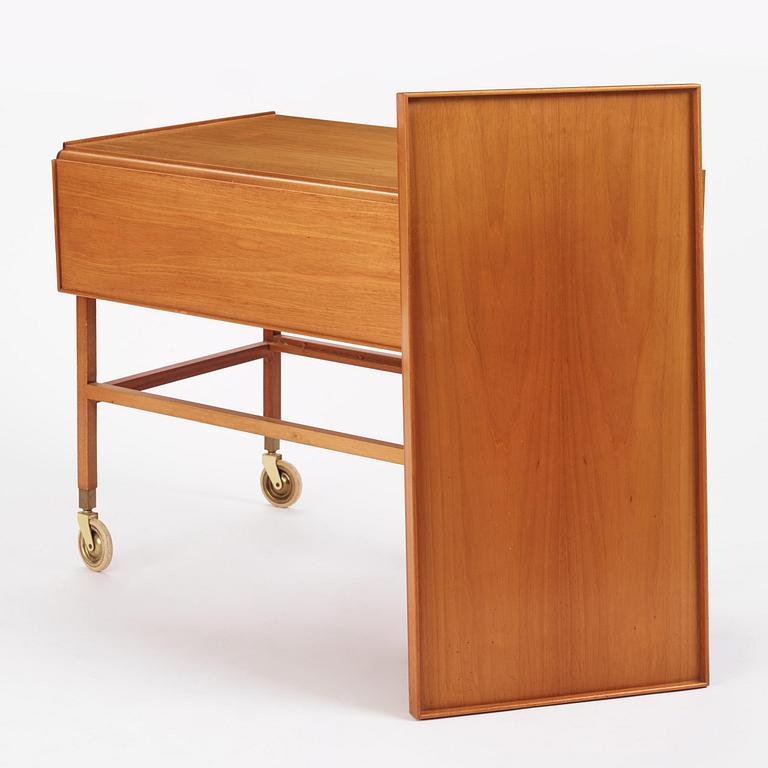 Josef Frank, a drop-leaf table model "756", Firma Svenskt Tenn, mid-20th century.