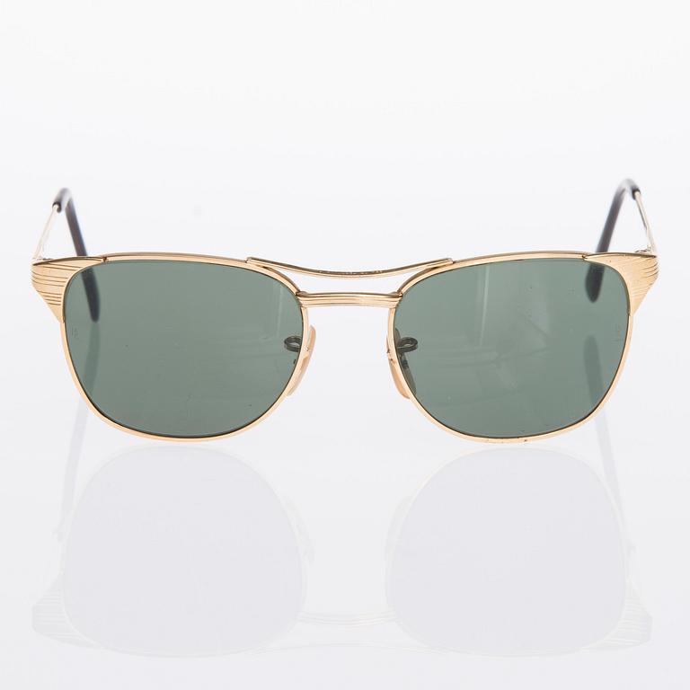 SOLGLASÖGON, "Signet", Ray-Ban.
