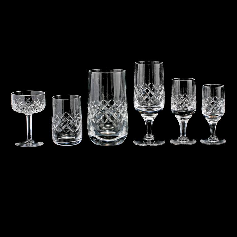 GLASSERVISDELAR, 66 st, Lindshammar, 1900-talets tredje kvartal.