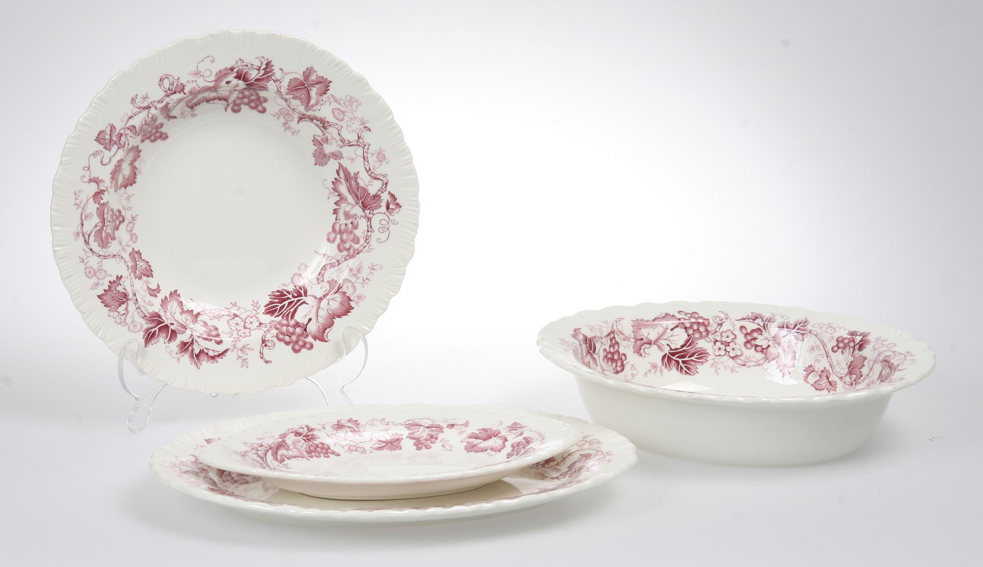 SERVISDELAR, 58 st, "Old Vine", flintgods, Wedgewood, 1900-tal.