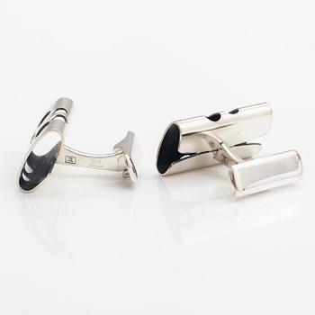 Elis Kauppi, A pair of silver cufflinks. Kupittaan kulta, Turku 1968.