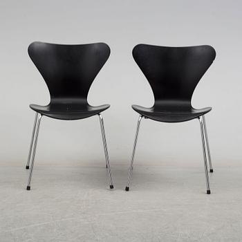 ARNE JACOBSEN, stolar, 6 st, "Sjuan", Fritz Hansen.