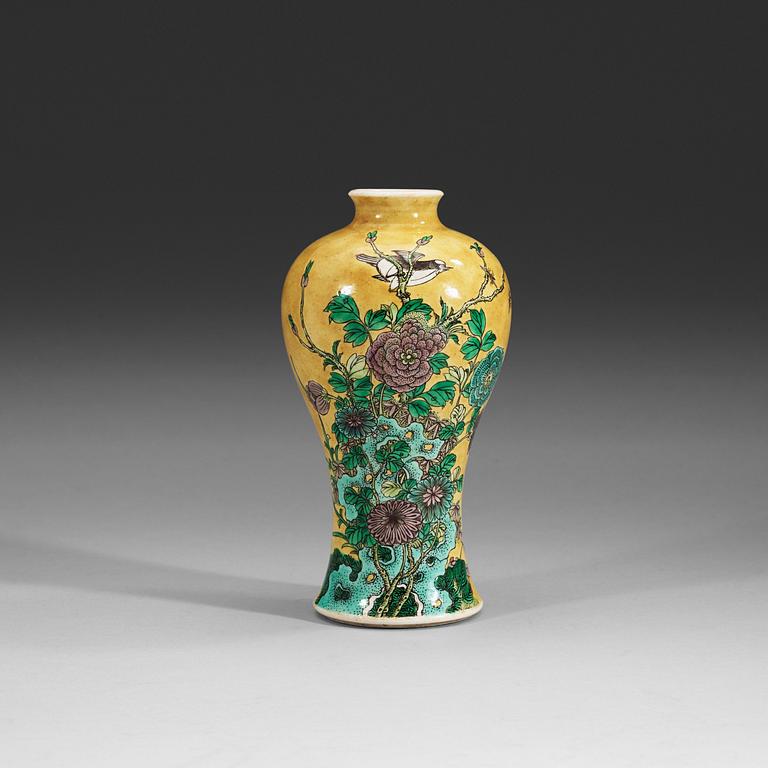 A famille jaune bisquit vase, Qing dynasty.